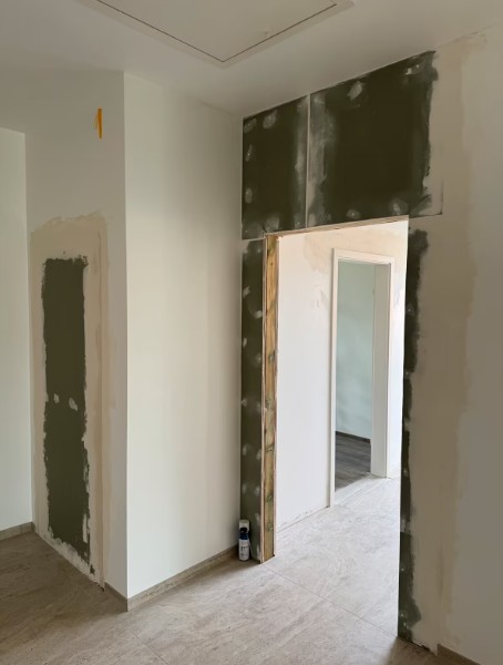 Neue Türöffnung im Innenausbau